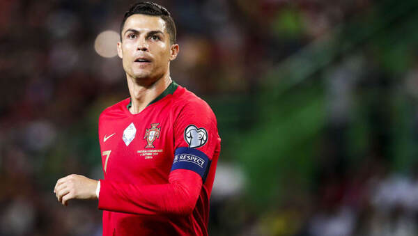 Ronaldo ở nước nào