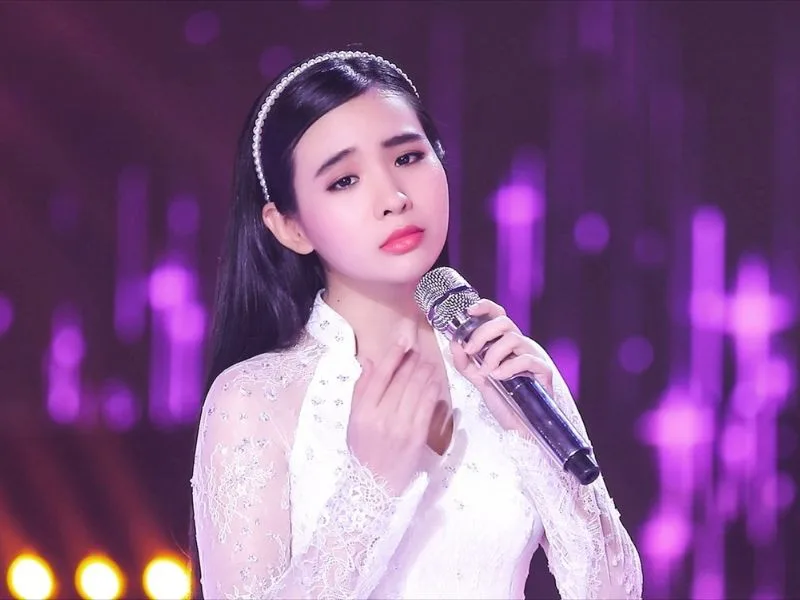 tieu su ca si quynh trang hanh trinh cham den trai tim nguoi yeu bolero